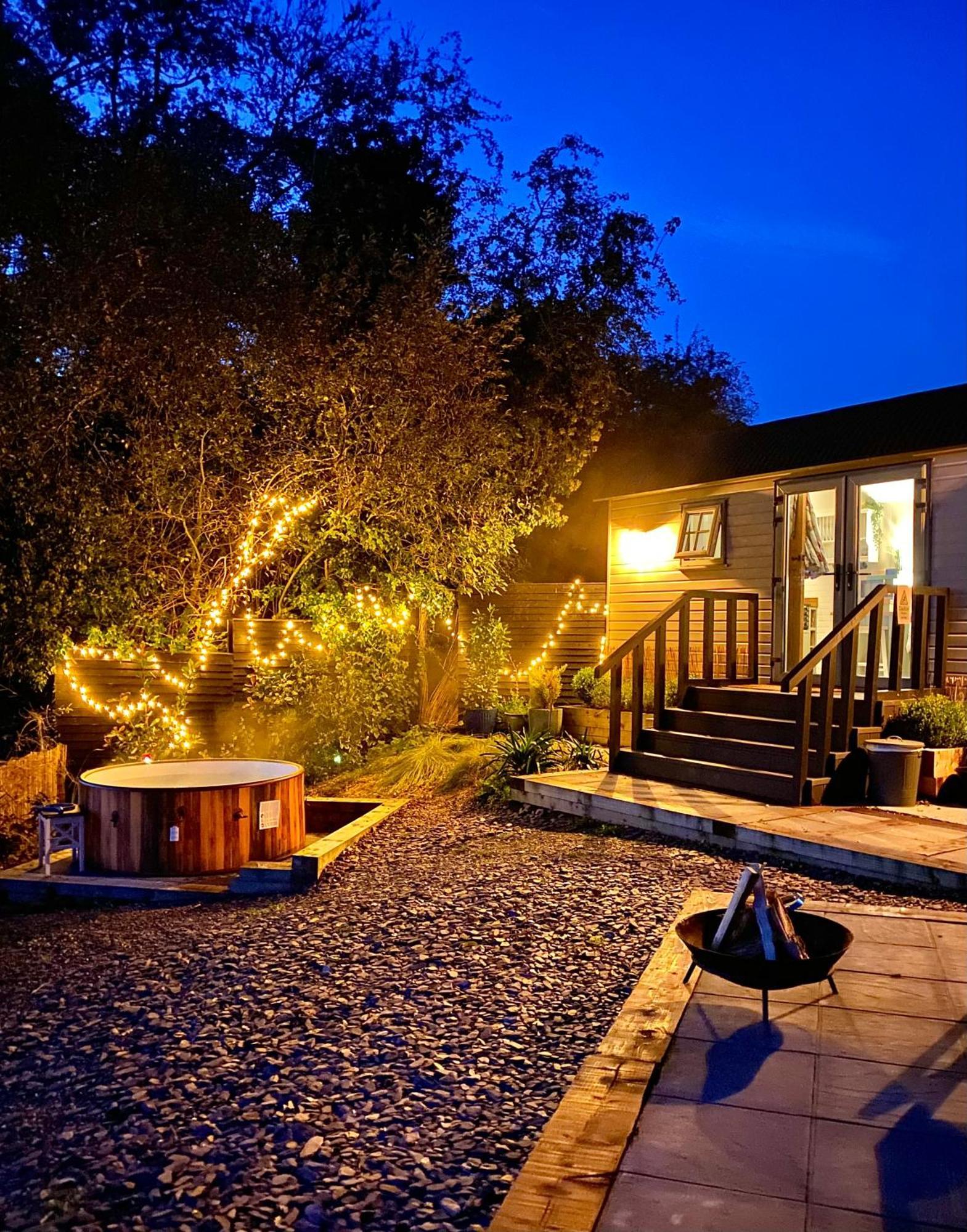 Bailey'S Hideaway Villa Portadown Buitenkant foto